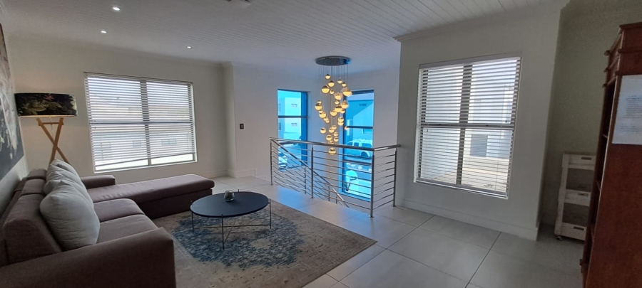 3 Bedroom Property for Sale in Calypso Beach Western Cape